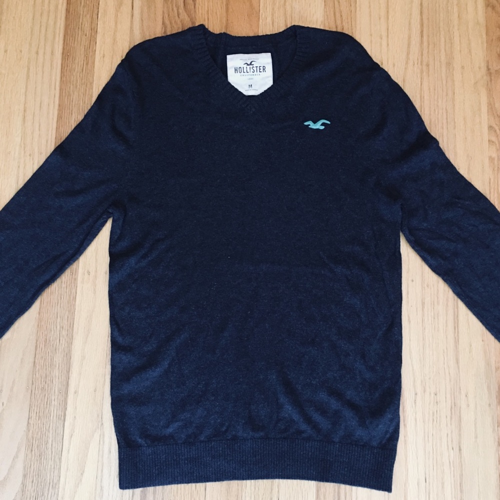 Hollister V-Neck Sweater